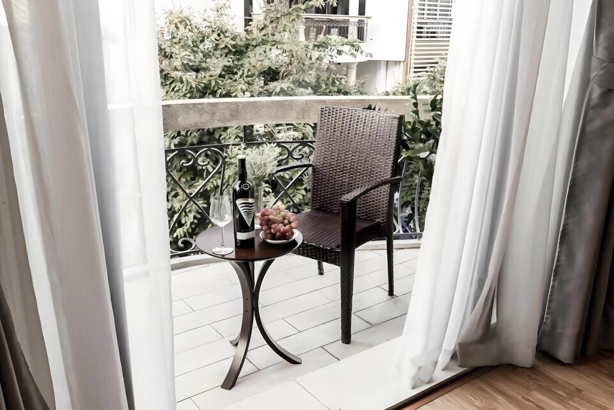 Collection O Le Grand Hanoi Hotel - The Tryst Bagian luar foto