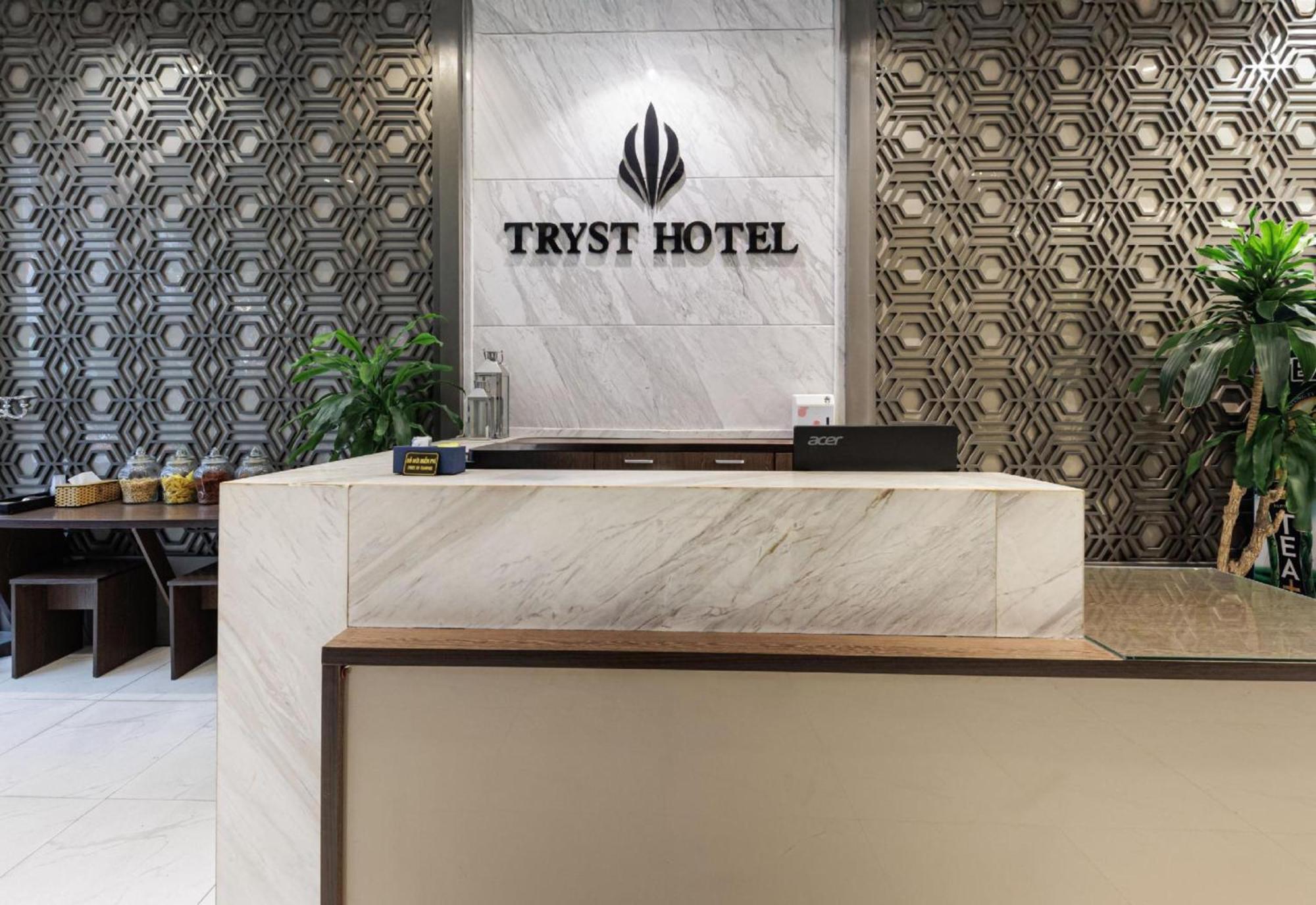 Collection O Le Grand Hanoi Hotel - The Tryst Bagian luar foto